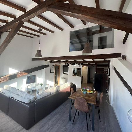شقة لوغرونيو  في Old Town Loft - Cathedral Views. المظهر الخارجي الصورة