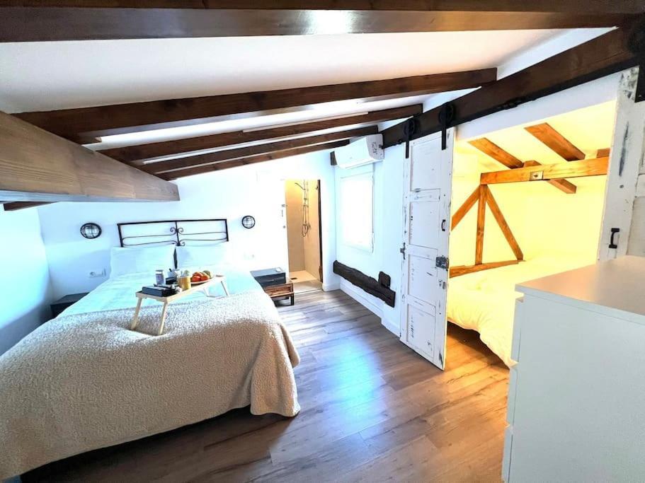 شقة لوغرونيو  في Old Town Loft - Cathedral Views. المظهر الخارجي الصورة