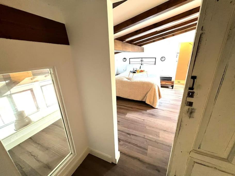 شقة لوغرونيو  في Old Town Loft - Cathedral Views. المظهر الخارجي الصورة