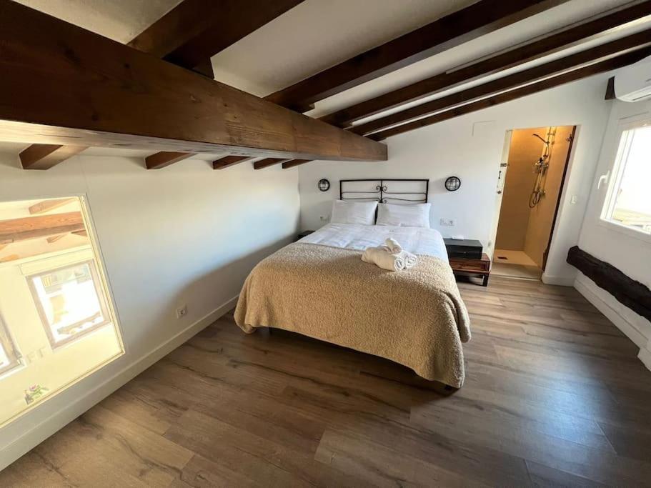 شقة لوغرونيو  في Old Town Loft - Cathedral Views. المظهر الخارجي الصورة